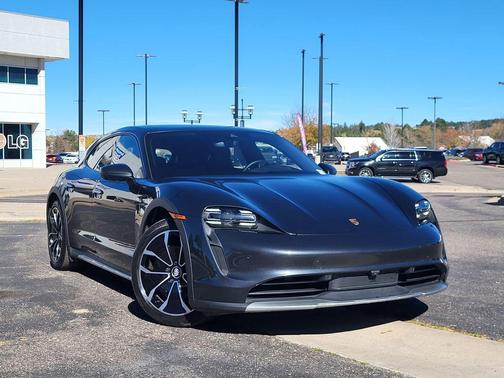 2022 Porsche Taycan 4