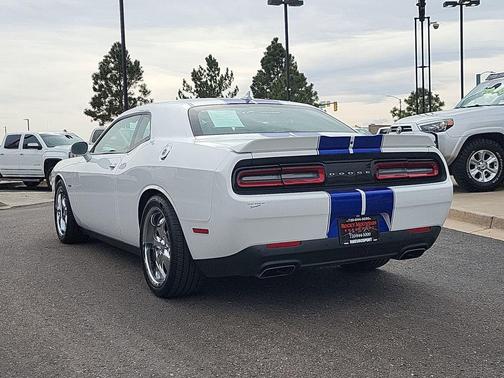 2015 Dodge Challenger R/T Plus