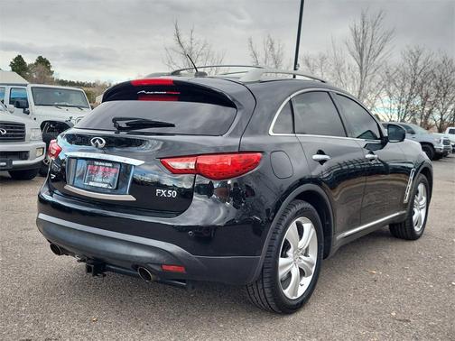 2011 INFINITI FX50 Base