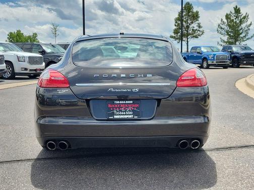 Gray 2012 Porsche Panamera 4S