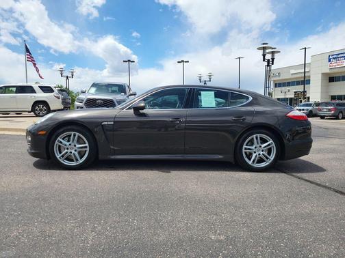 Gray 2012 Porsche Panamera 4S