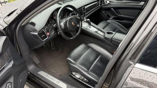 Gray 2012 Porsche Panamera 4S