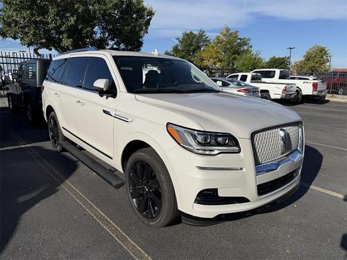 2024 Lincoln Navigator Reserve