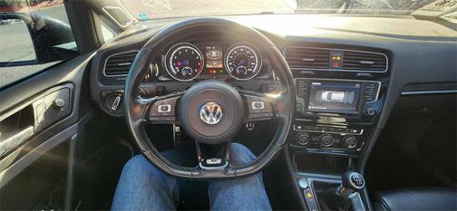 2017 Volkswagen Golf R 2.0T Manual