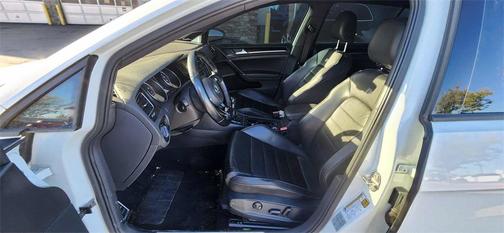 2017 Volkswagen Golf R 2.0T Manual