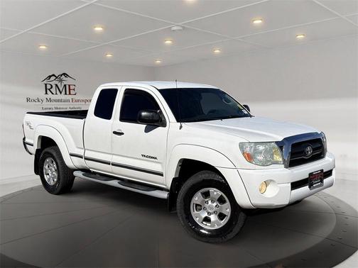 2005 Toyota Tacoma Base