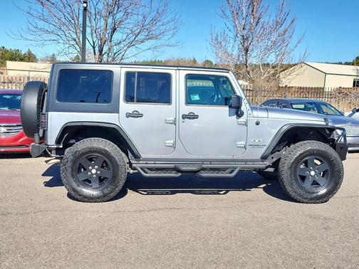 Silver 2017 Jeep Wrangler Unlimited Sahara