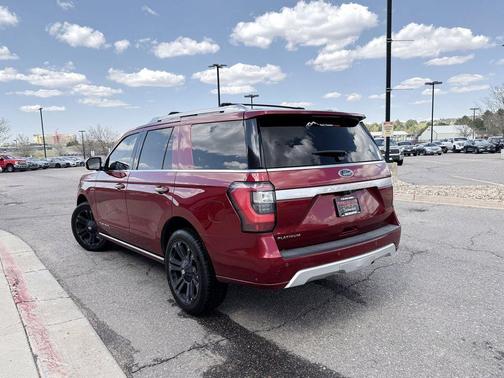 Red 2018 Ford Expedition Platinum