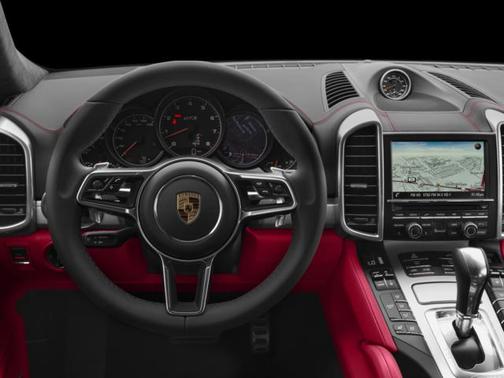 2017 Porsche Cayenne GTS
