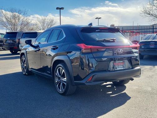 2020 Lexus UX 250h Base