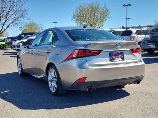 2016 Lexus IS 300 Base