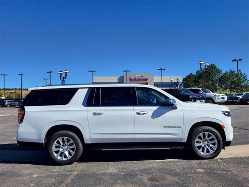 2023 Chevrolet Suburban Premier
