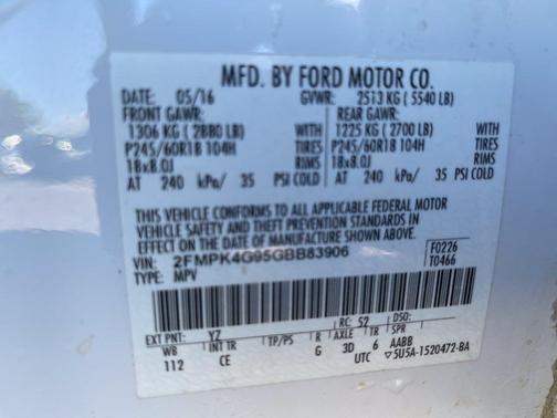 White 2016 Ford Edge SE