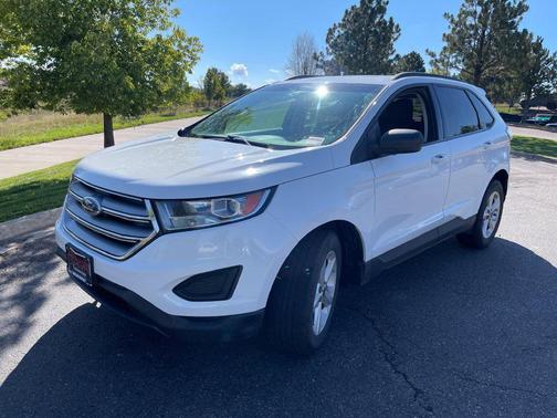 White 2016 Ford Edge SE