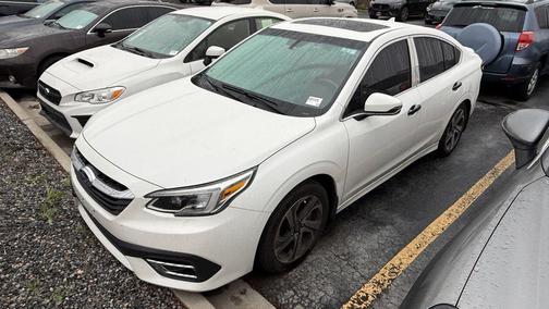 White 2022 Subaru Legacy Limited