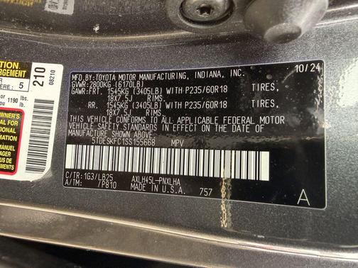 2025 Toyota Sienna Platinum