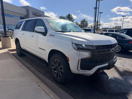 2023 Chevrolet Suburban 4WD Z71