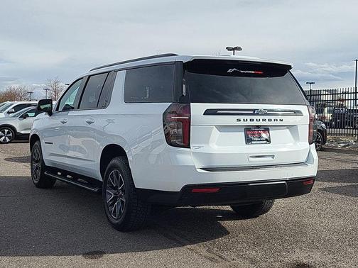 2023 Chevrolet Suburban 4WD Z71