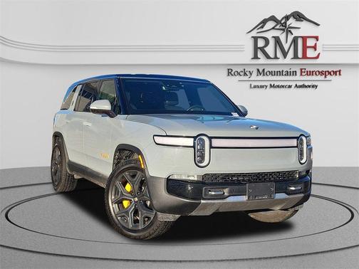 2023 Rivian R1S Adventure