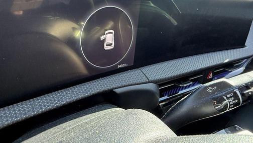 White 2022 Kia EV6 GT-Line