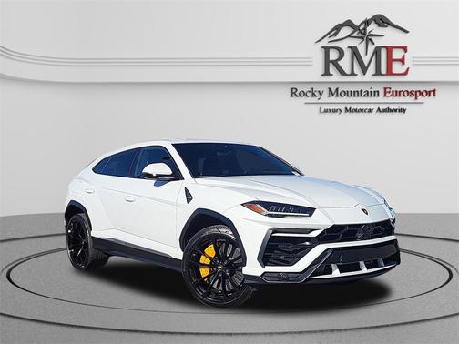 2019 Lamborghini Urus Base
