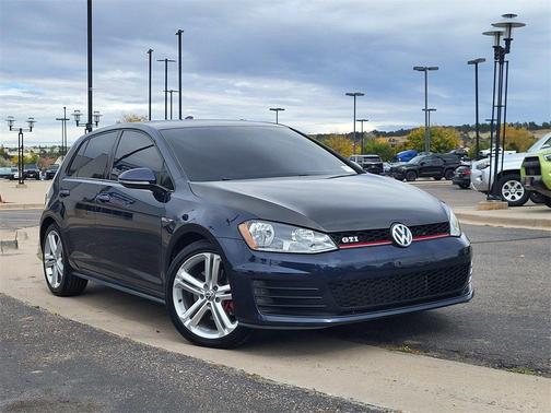 2017 Volkswagen Golf GTI 2.0T S 4-Door