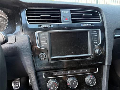 2017 Volkswagen Golf GTI 2.0T S 4-Door