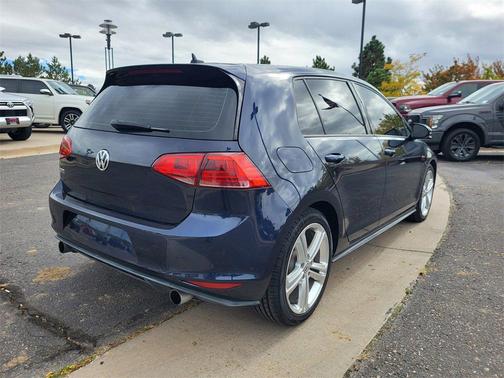 2017 Volkswagen Golf GTI 2.0T S 4-Door