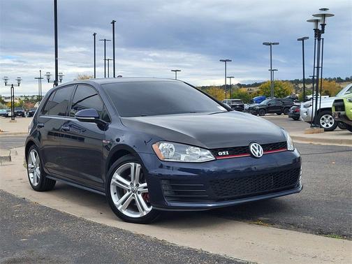 2017 Volkswagen Golf GTI 2.0T S 4-Door