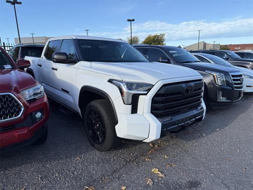 2024 Toyota Tundra SR5