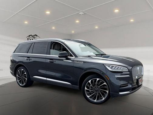Blue 2022 Lincoln Aviator Reserve AWD