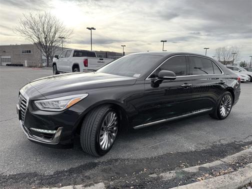 2018 Genesis G90 Premium