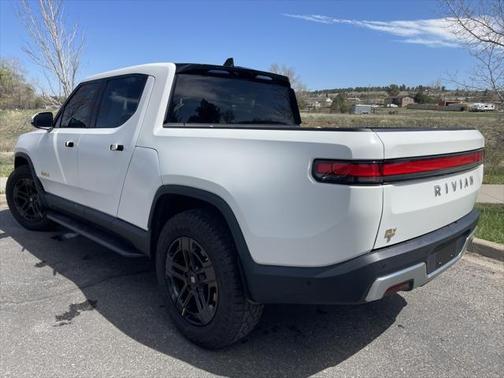 2022 Rivian R1T Adventure