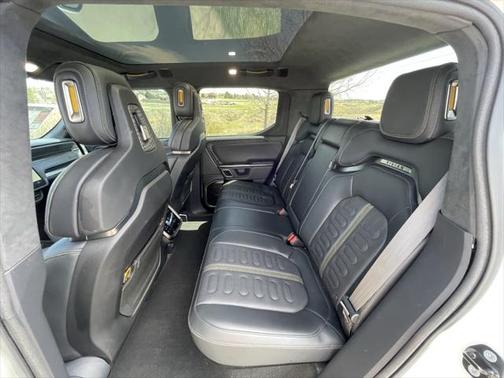 2022 Rivian R1T Adventure