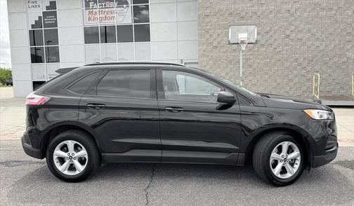 2020 Ford Edge SE
