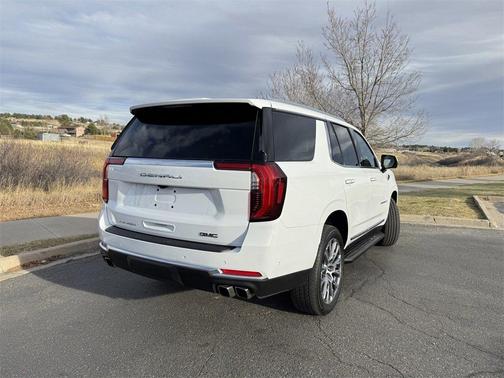 2025 GMC Yukon Denali