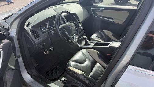 Gray 2013 Volvo XC60 T6 R-Design