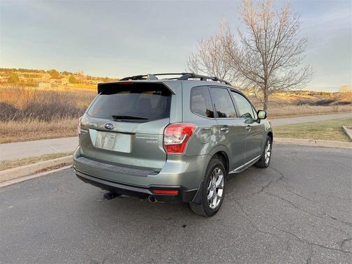 2016 Subaru Forester 2.5i Touring