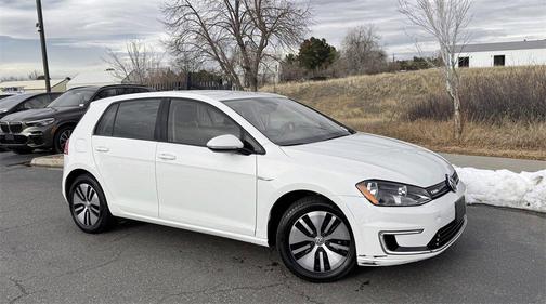 2016 Volkswagen e-Golf SE