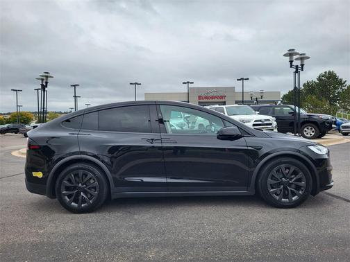 2022 Tesla Model X Dual Motor All-Wheel Drive