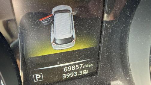 Black 2016 Nissan Rogue SL