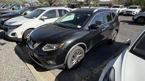 Black 2016 Nissan Rogue SL