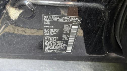 Black 2016 Nissan Rogue SL