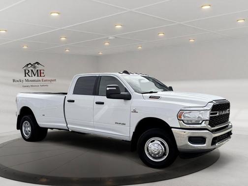 White 2024 RAM 3500 Tradesman Crew Cab 4x4 8' Box