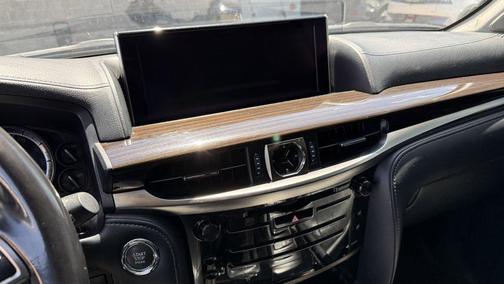 White 2018 Lexus LX 570 Base