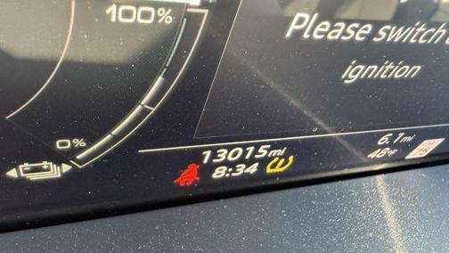 2021 Audi e-tron Premium Plus