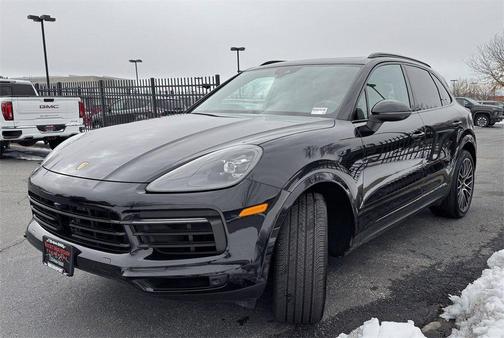 2022 Porsche Cayenne Cayenne