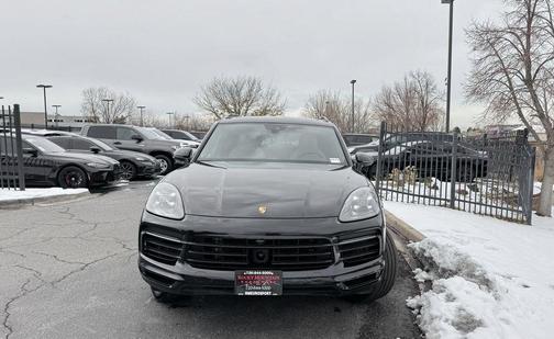2022 Porsche Cayenne Cayenne