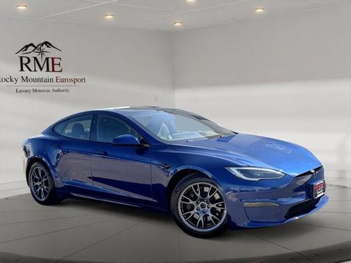 2022 Tesla Model S Base