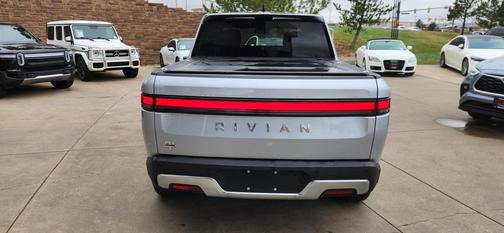 2023 Rivian R1T Adventure